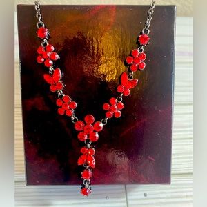 ❤️Valentine’s Day❤️ Stunning Vintage Red Drop Necklace